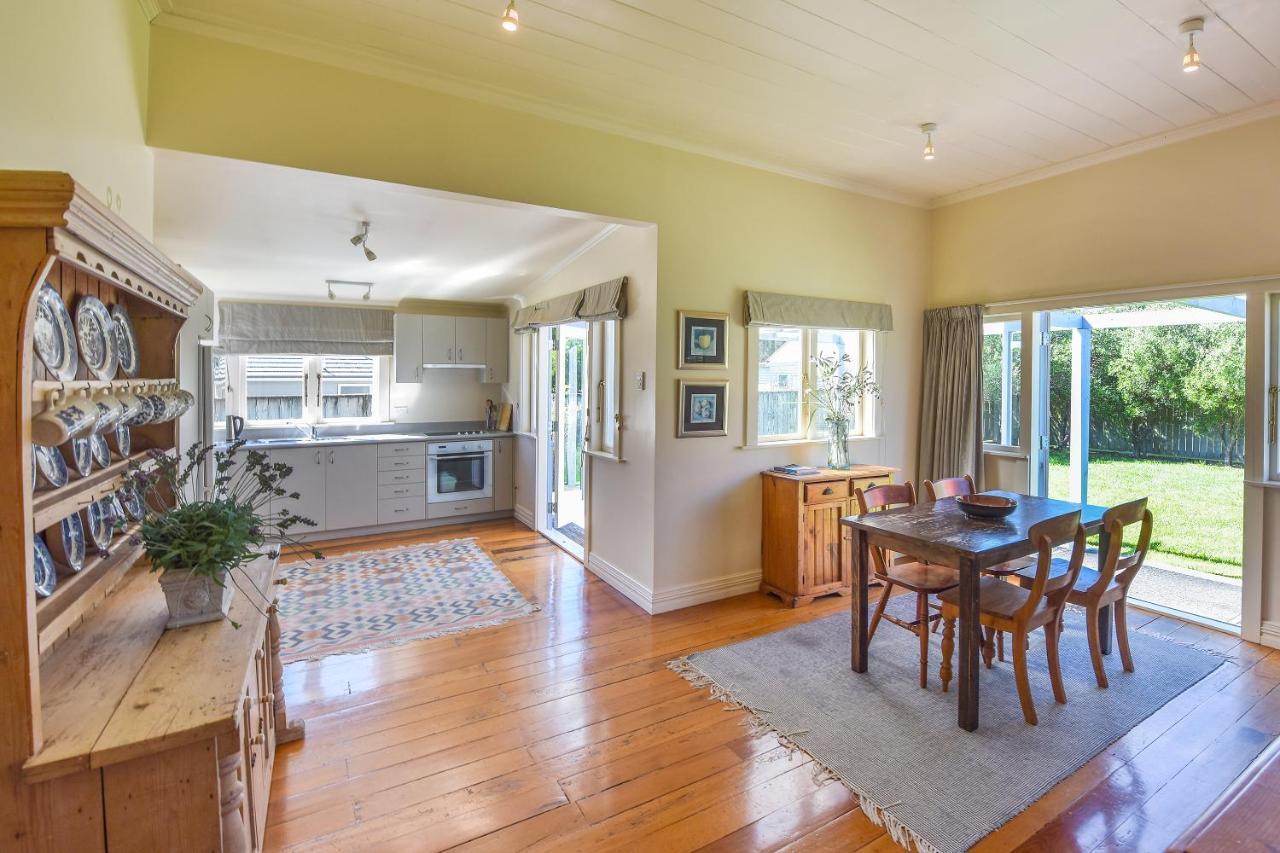 The Vicarage Martinborough Villa Kültér fotó